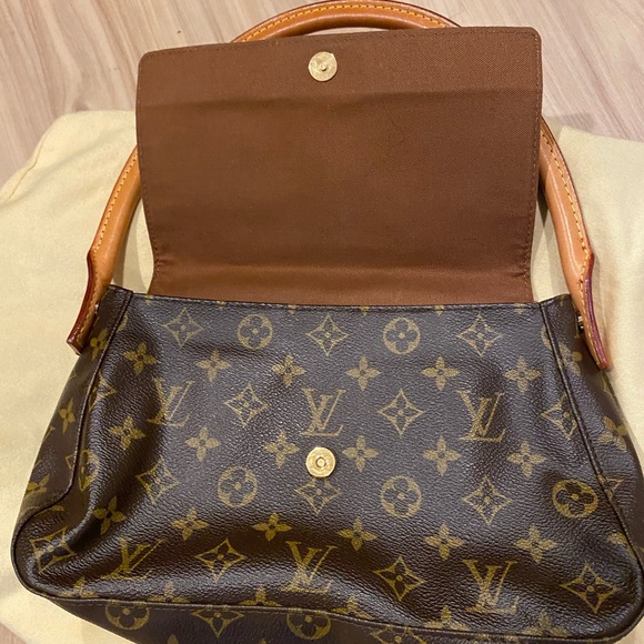 Authentic Louis Vuitton Looping Cloth Handbag - Picture 3 of 8